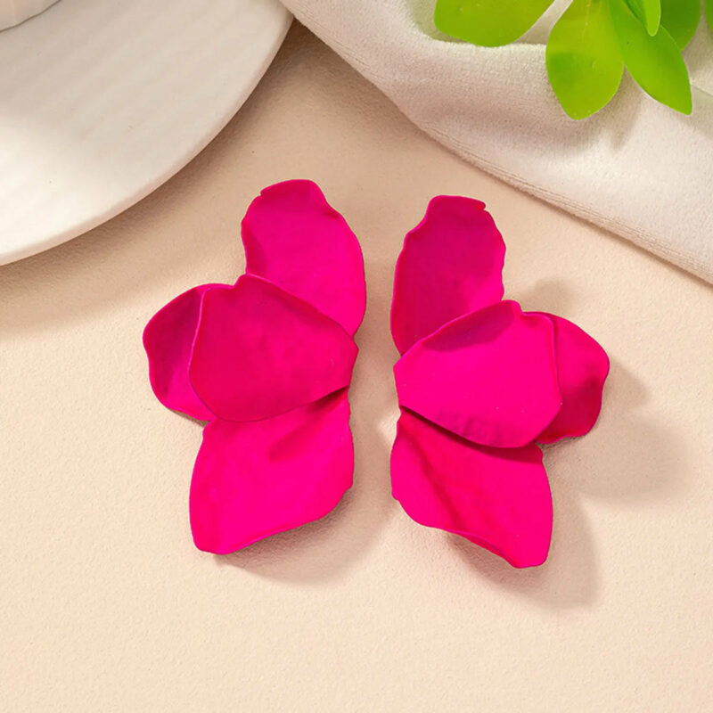 Retro Fresh Flower Earrings - Image 2