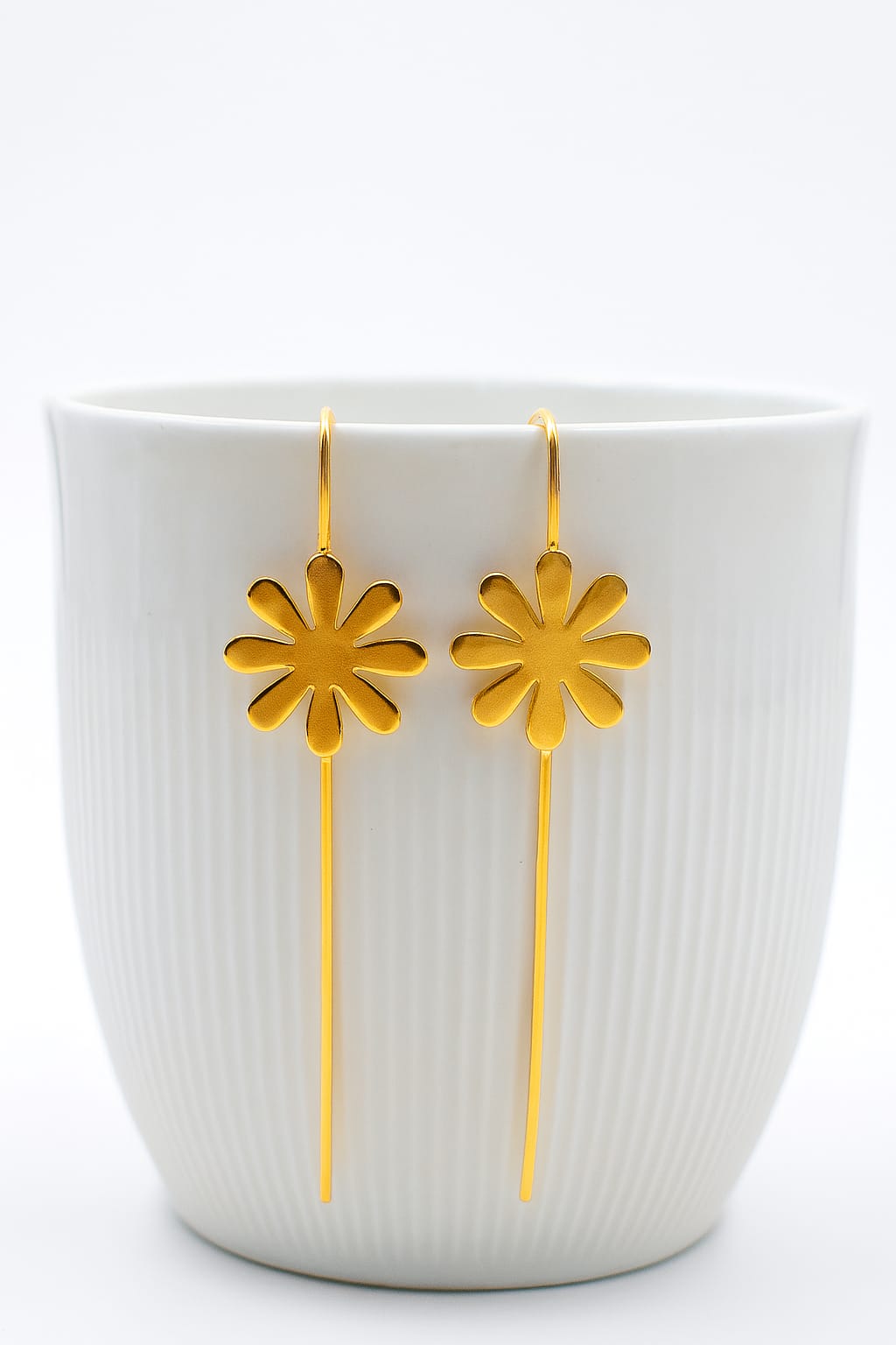 Bloomline Floral Ear Cuff