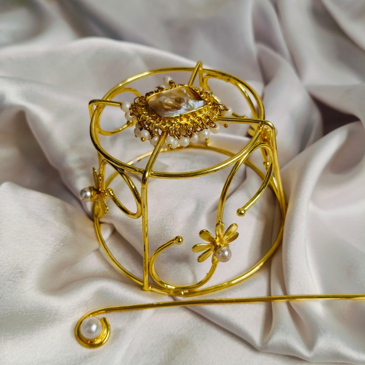 Regal Baroque Pearl Crown