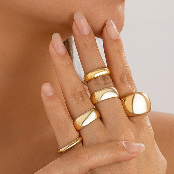 Chunky Rings Set of 4 Gold - Image 2