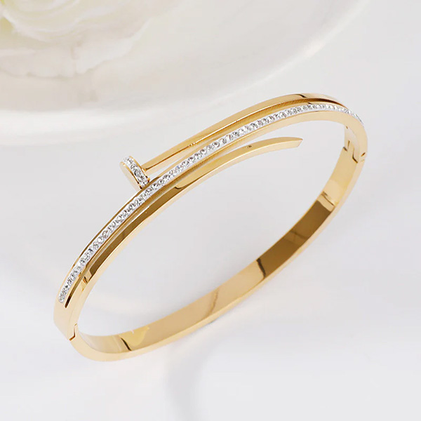 Twisted Nail Studded - Image 3