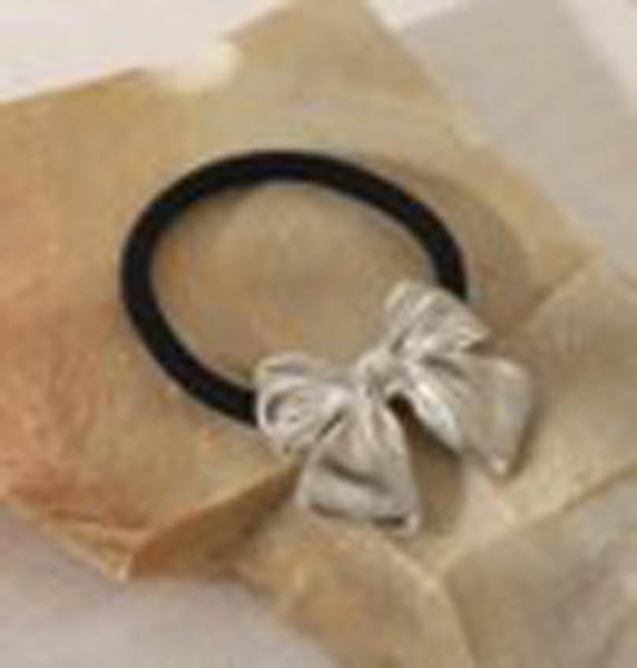 Silvery Bow Grace Hair Tie