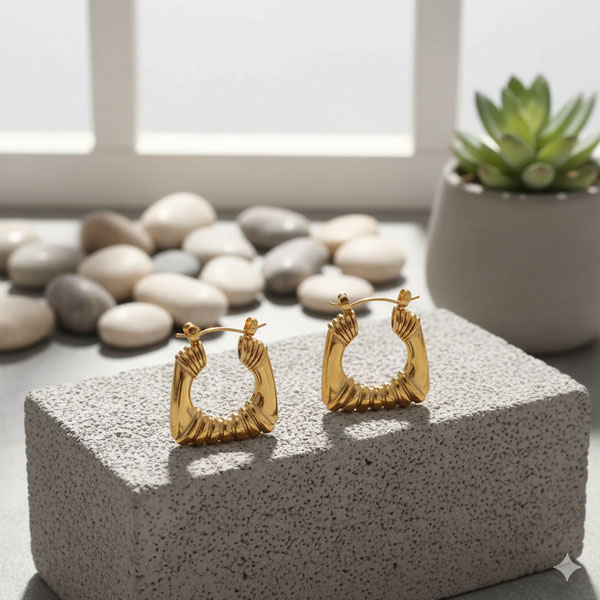 Bold Groove Sculpted Hoop Earrings - Image 3