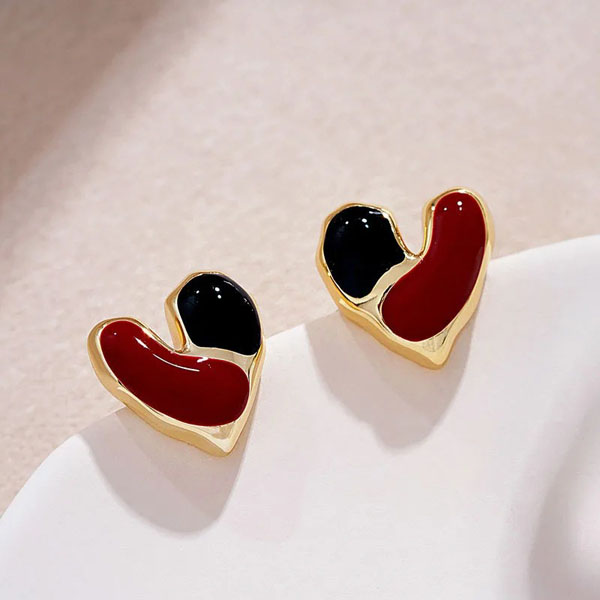 Dual Tone Artistic Heart Studs